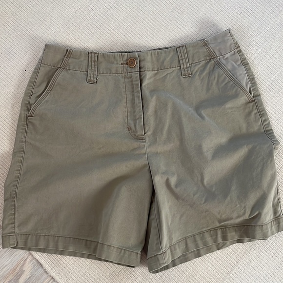 Talbots shorts - Picture 2 of 7